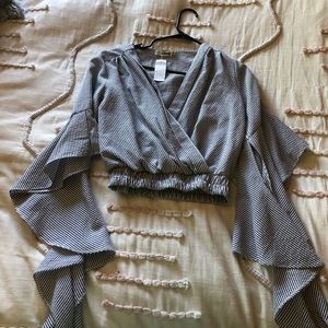 LF top with belle sleeves